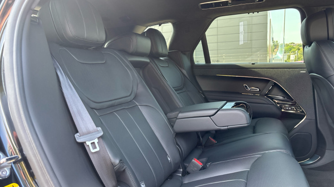 Land Rover Range Rover Sport 3.0 D300 Autobiography 5dr Auto Diesel Estate - Image 27